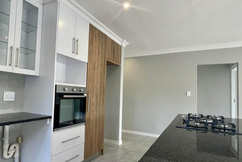 3 Bedroom Property for Sale in Seemeeu Park Western Cape